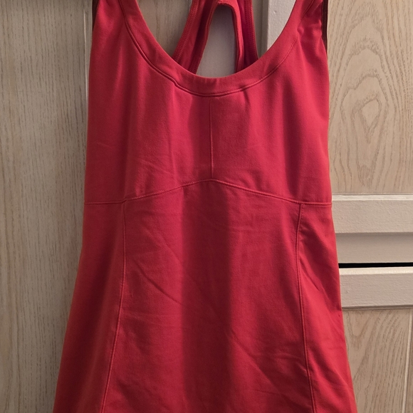 Oakley Tops - Oakley Red Sports Tank Top With Shelf Bra
